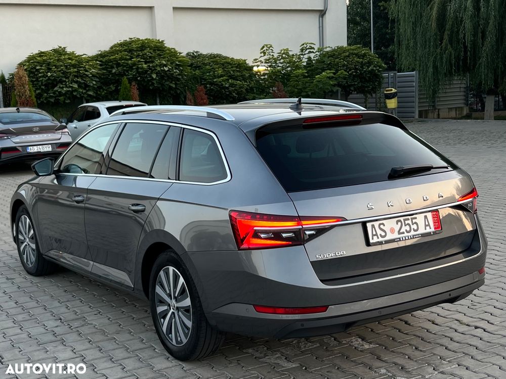 Skoda Superb 2.0 TDI DSG Style - 3