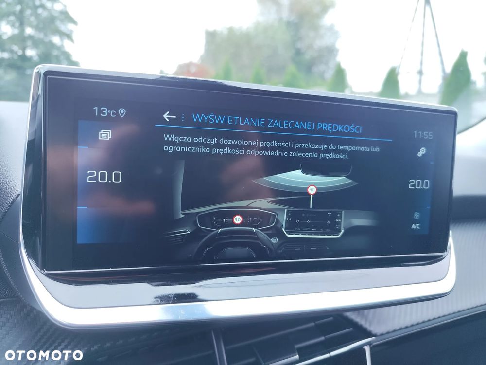 Peugeot 2008 1.2 PureTech Allure S&S EAT8 - 27