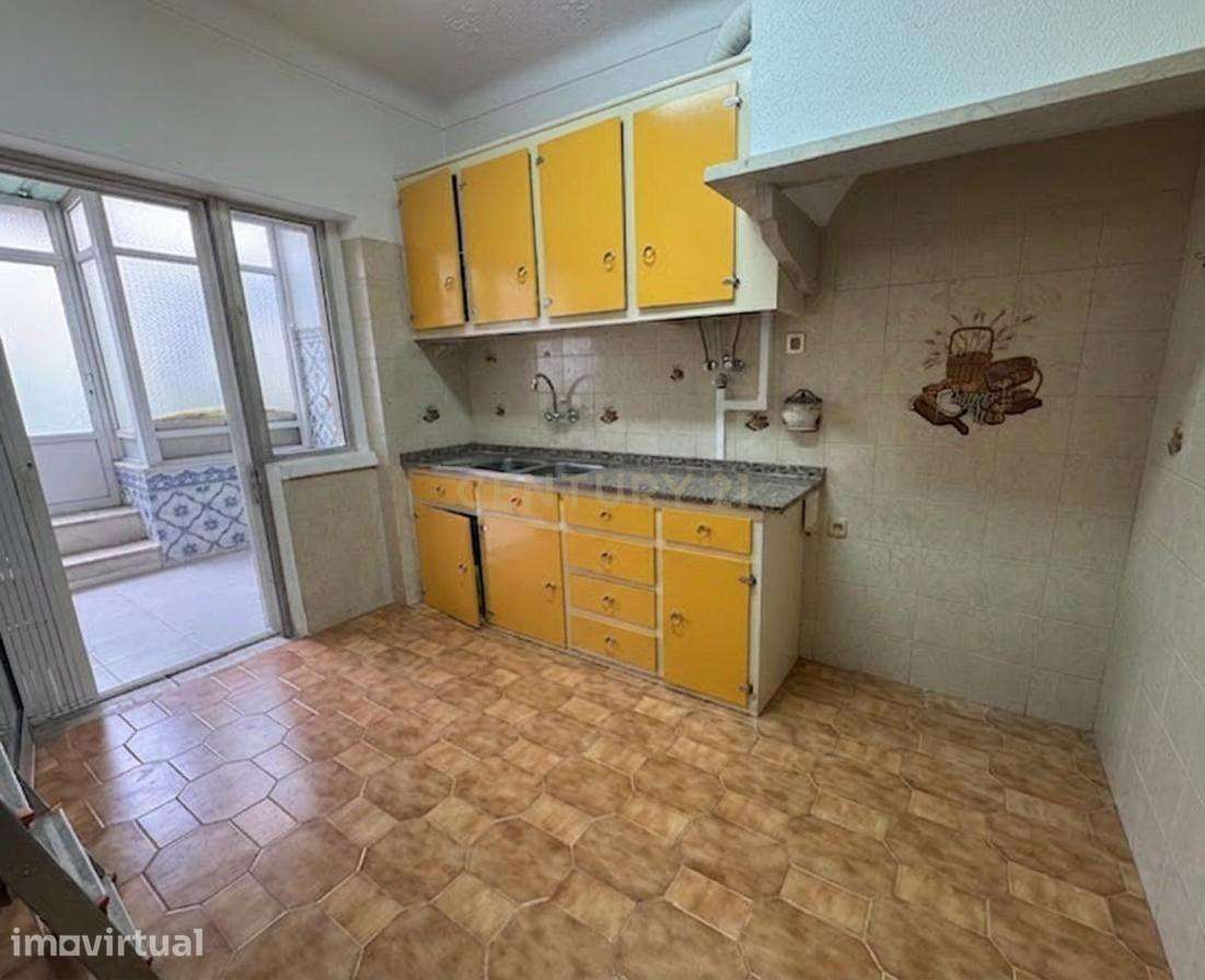 Apartamento T2+1 com Terraço e Anexo – Amadora (Próximo da Estação de - Grande imagem: 3/19