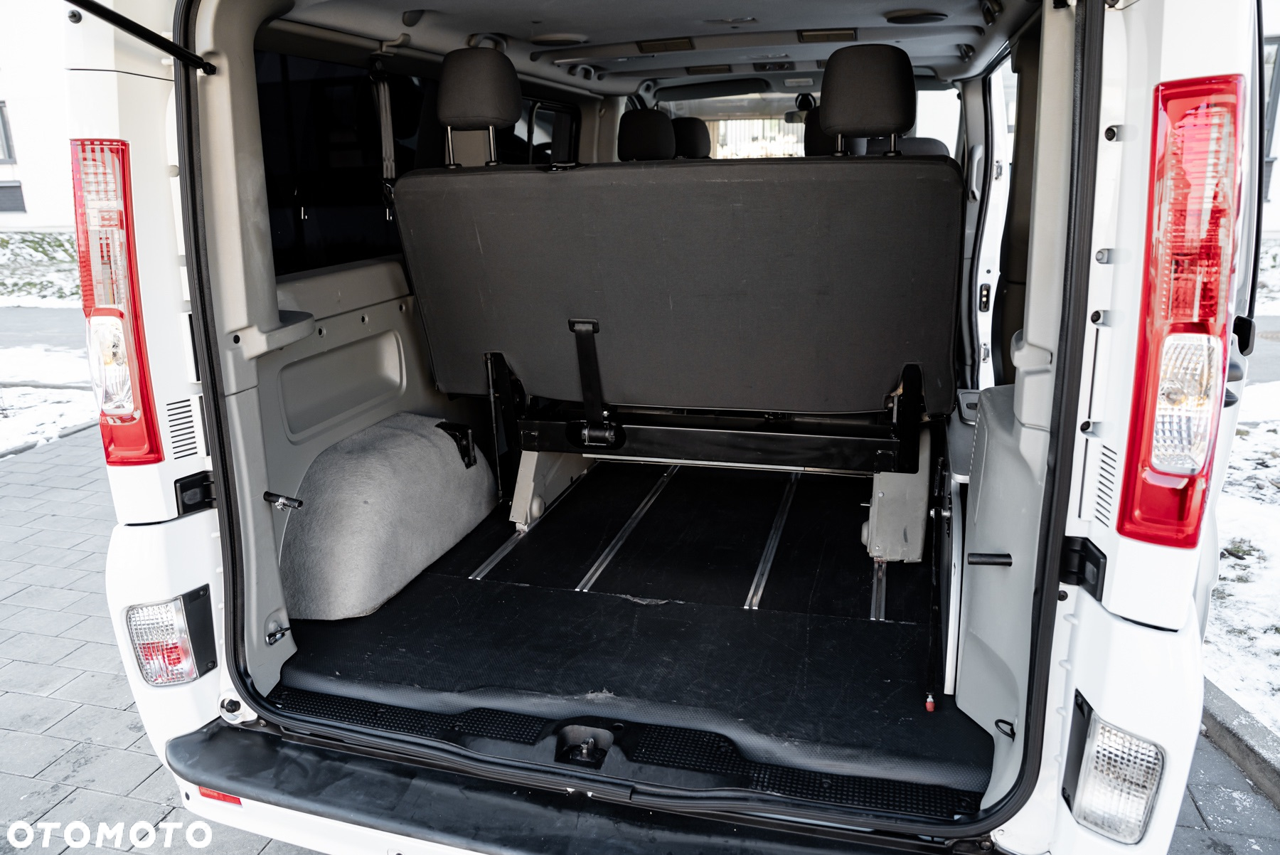 Opel Vivaro 2.5 CDTI L2H1 (Tecshift) Easytronic Life - 15