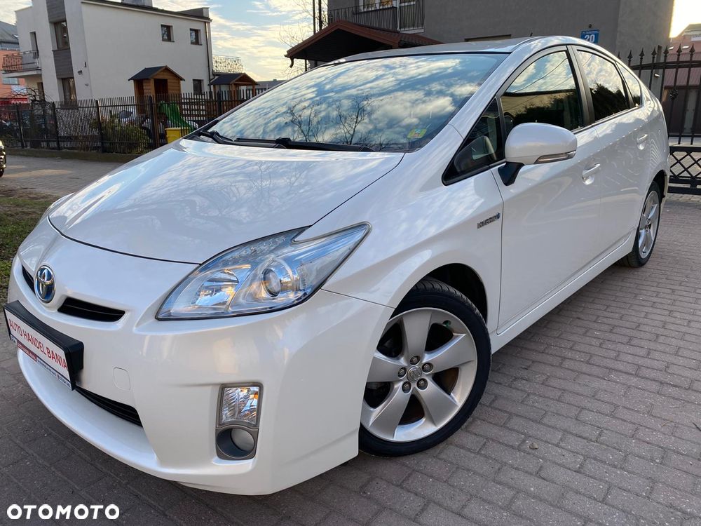 Toyota Prius (Hybrid) Comfort - 31