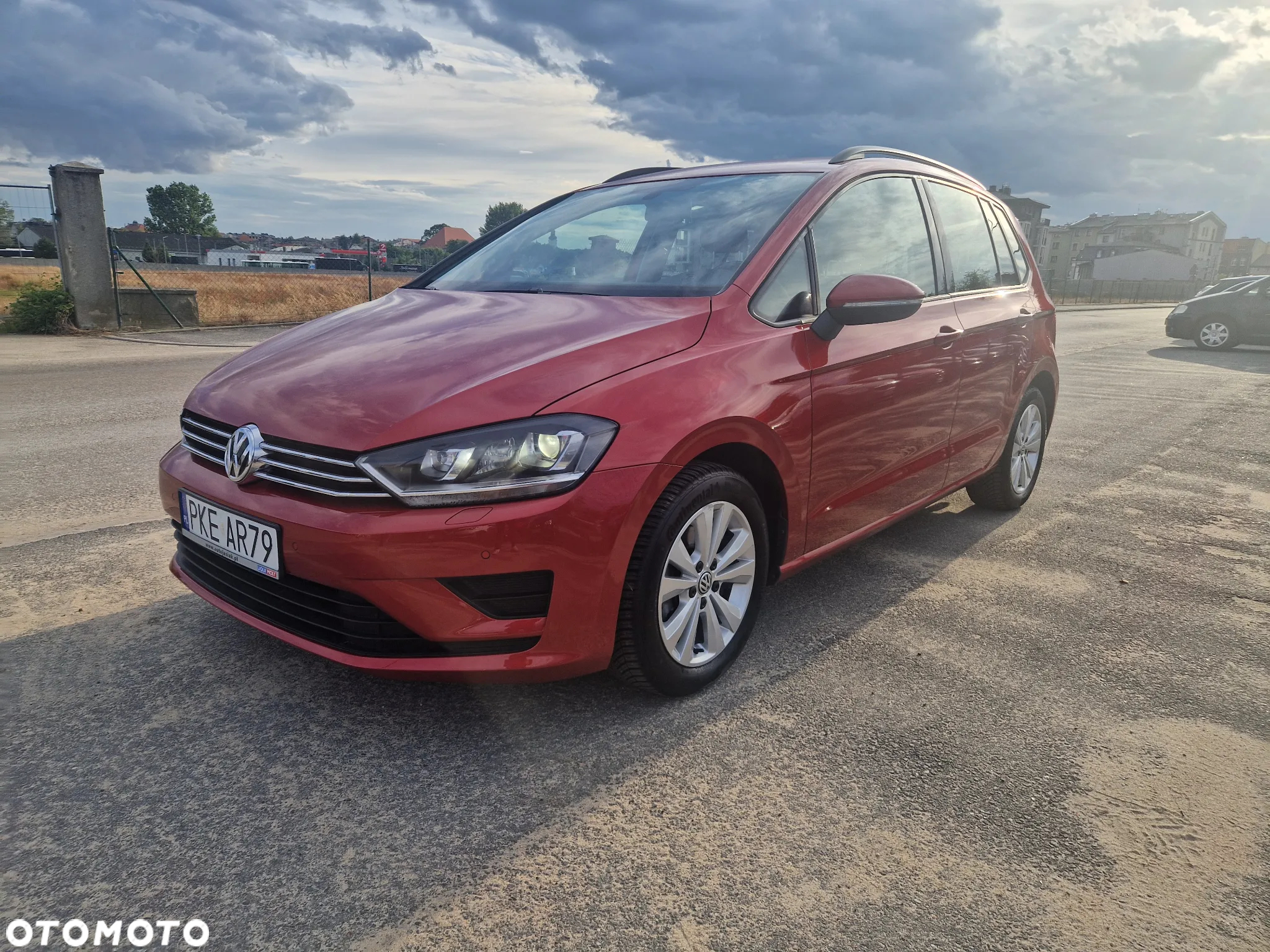 Volkswagen Golf Sportsvan 1.2 TSI (BlueMotion Technology) DSG Comfortline - 2