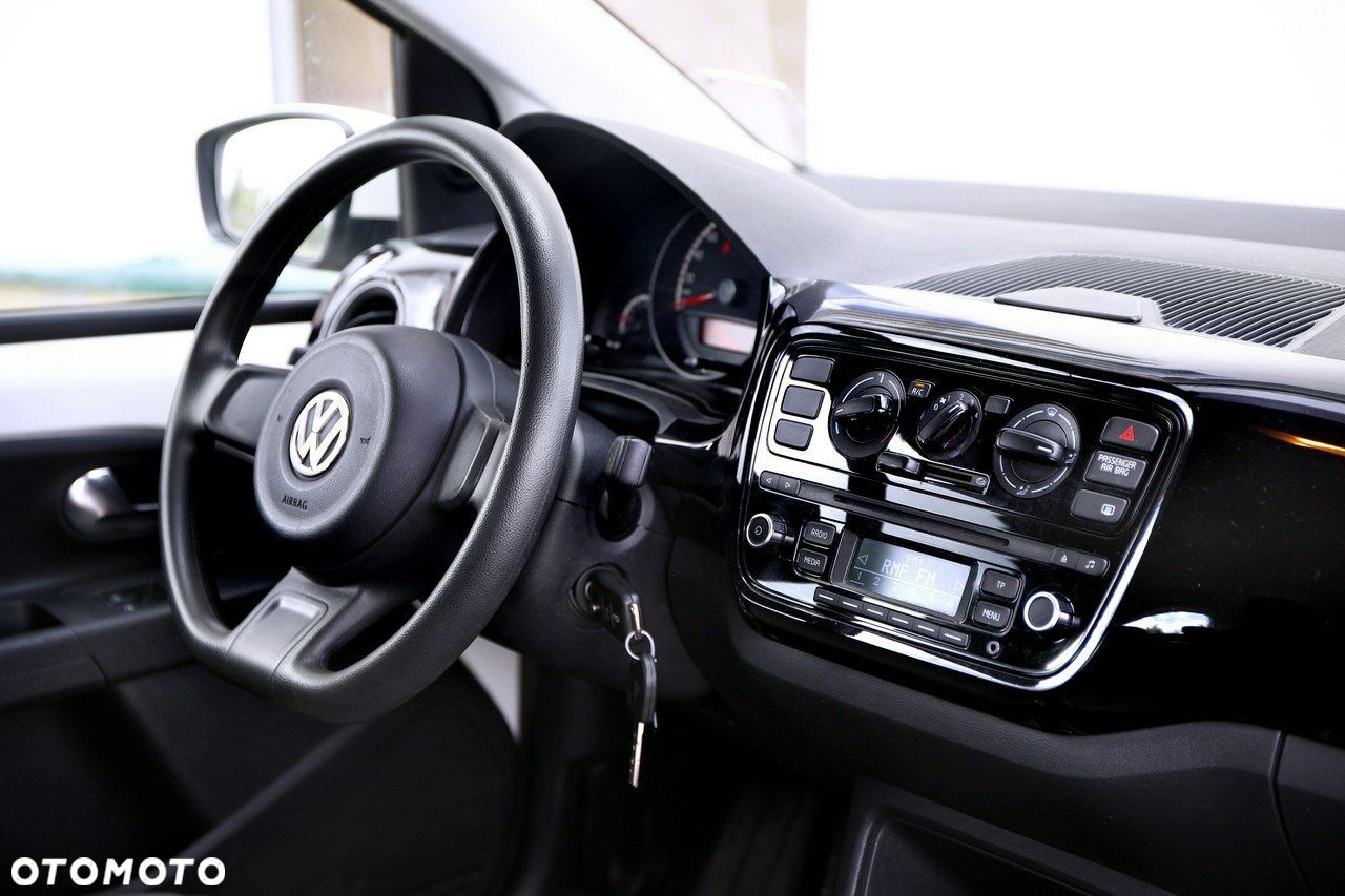 Volkswagen up! 1.0 street - 10