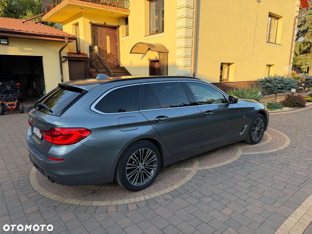 BMW Seria 5 520d Sport Line sport - 14