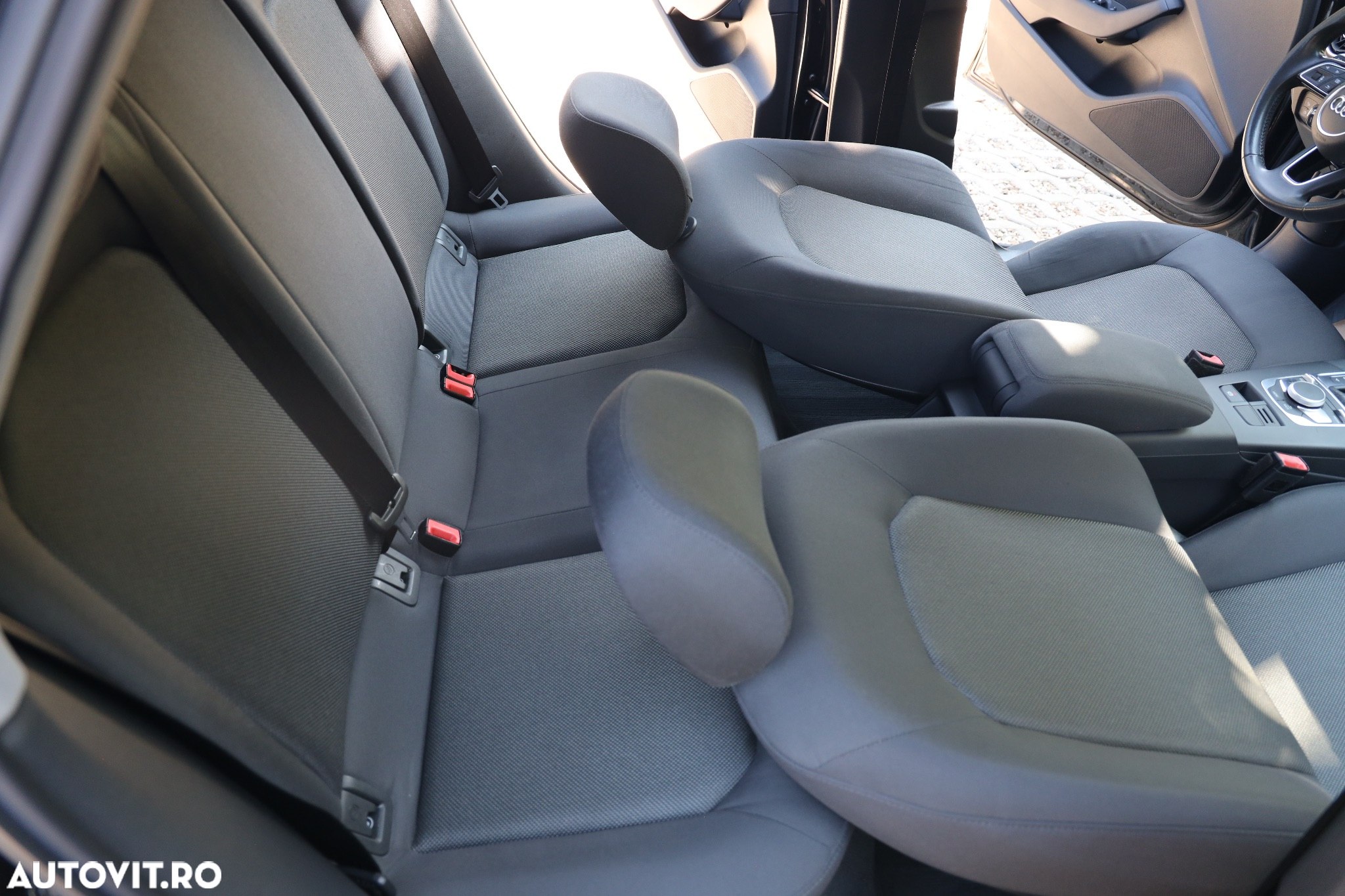 Audi A3 2.0 TDI Sportback (clean diesel) quattro S tronic Attraction - 14