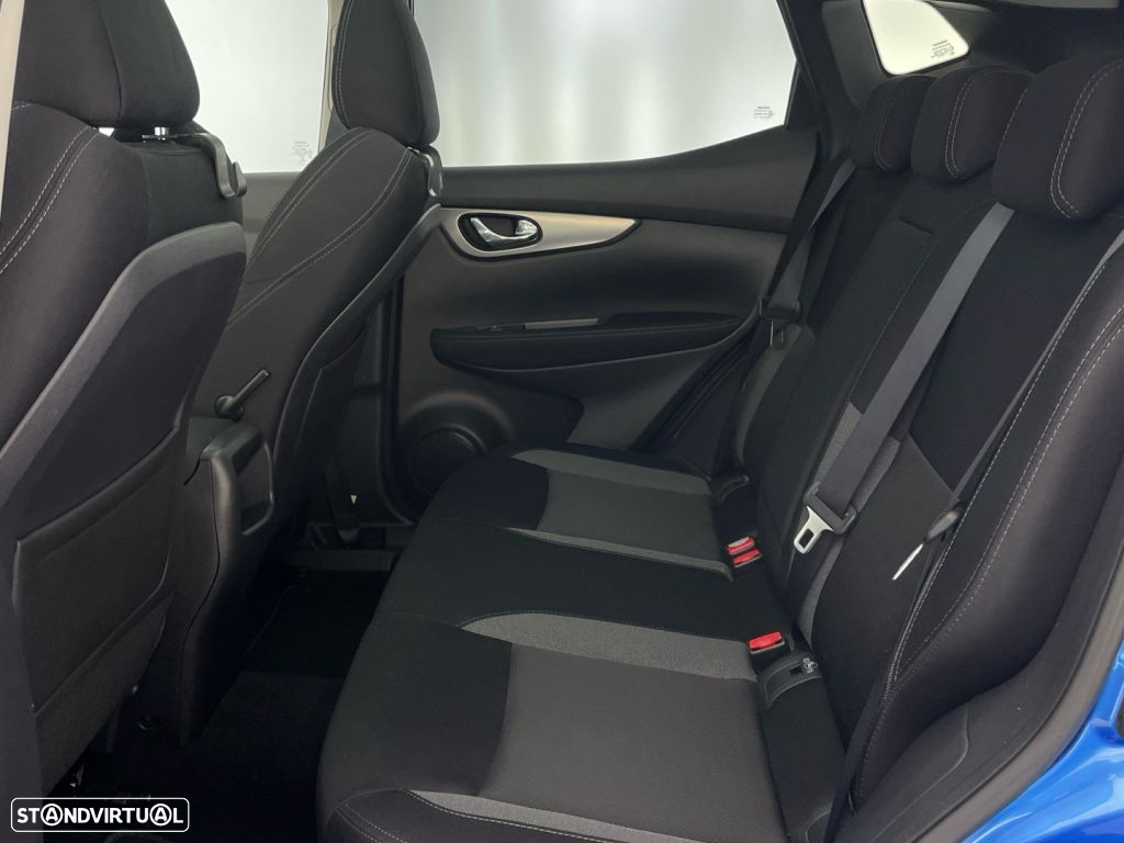 Nissan Qashqai 1.5 dCi N-Connecta - 12