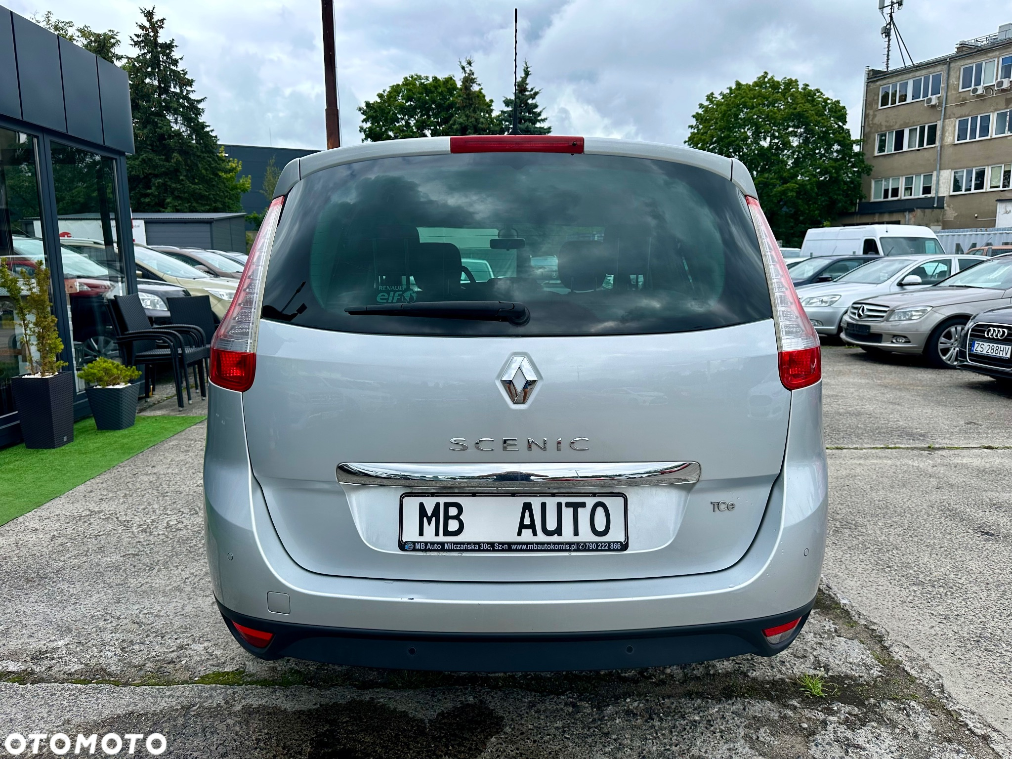 Renault Scenic 1.4 16V TCE Privilege - 8