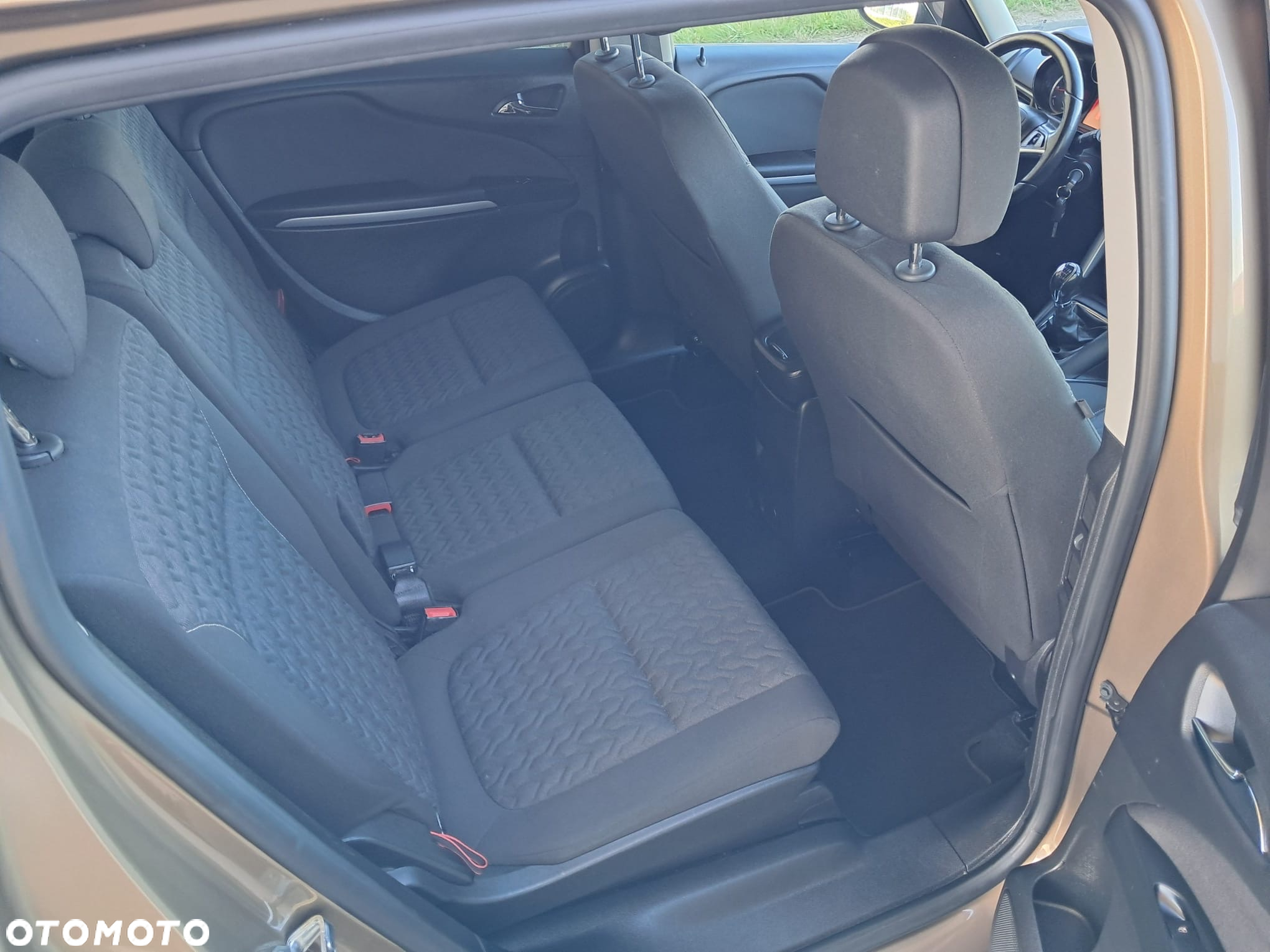 Opel Zafira Tourer 1.4 Turbo Active - 16