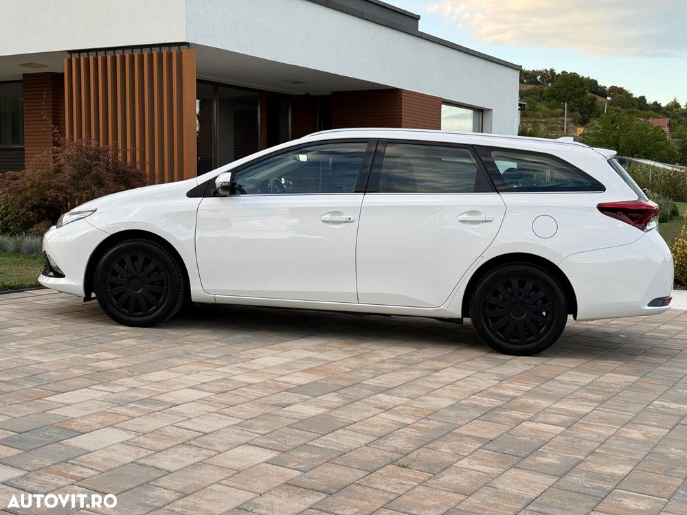 Toyota Auris 1.2 Turbo Design Edition - 14