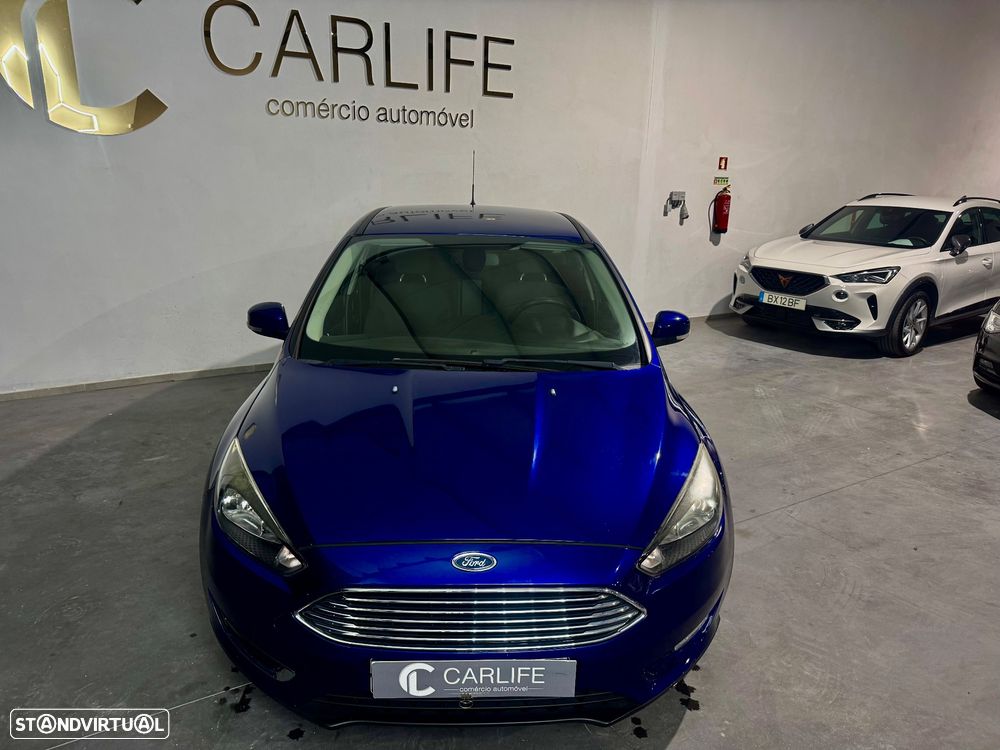 Ford Focus 1.0 EcoBoost S&S TITANIUM - 3