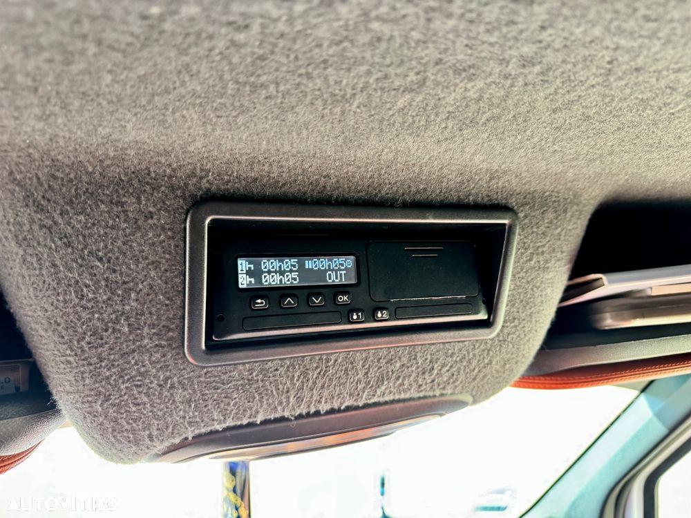 Mercedes-Benz Sprinter - 14