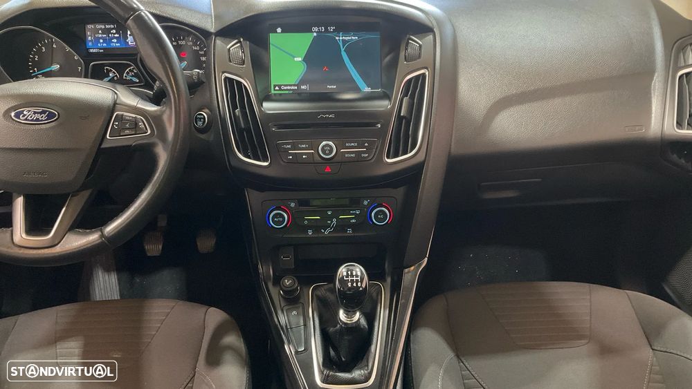 Ford Focus 1.0 EcoBoost Titanium - 5