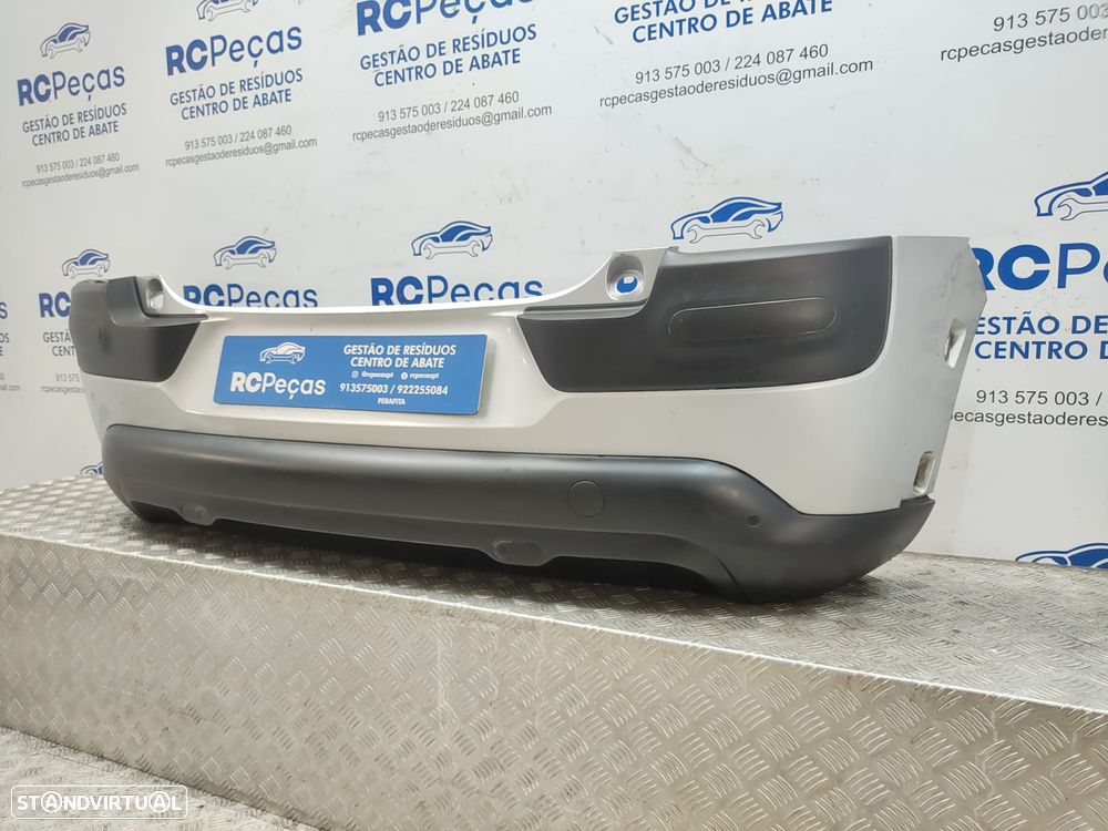 Parachoques trás traseiro original Citroen C4 Cactus Mk1 fase 1 de 2014 a 2017 com sensores de estacionamento - 3