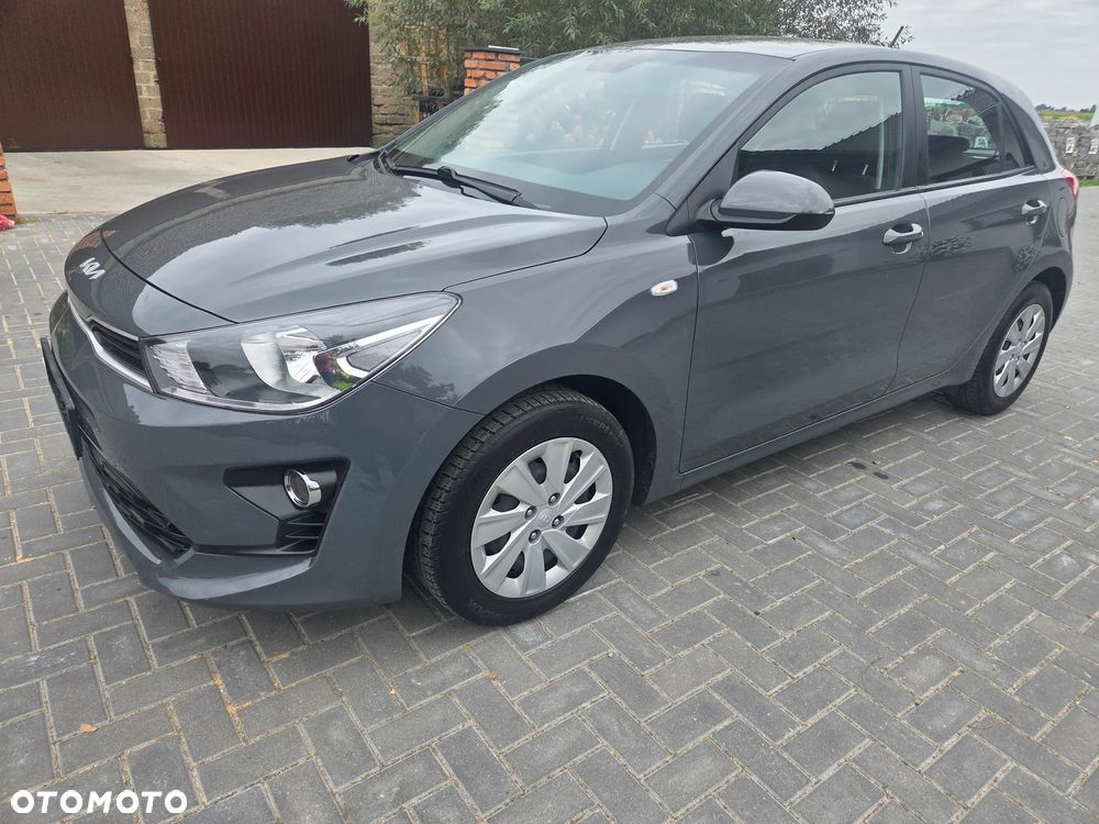 Kia Rio - 9