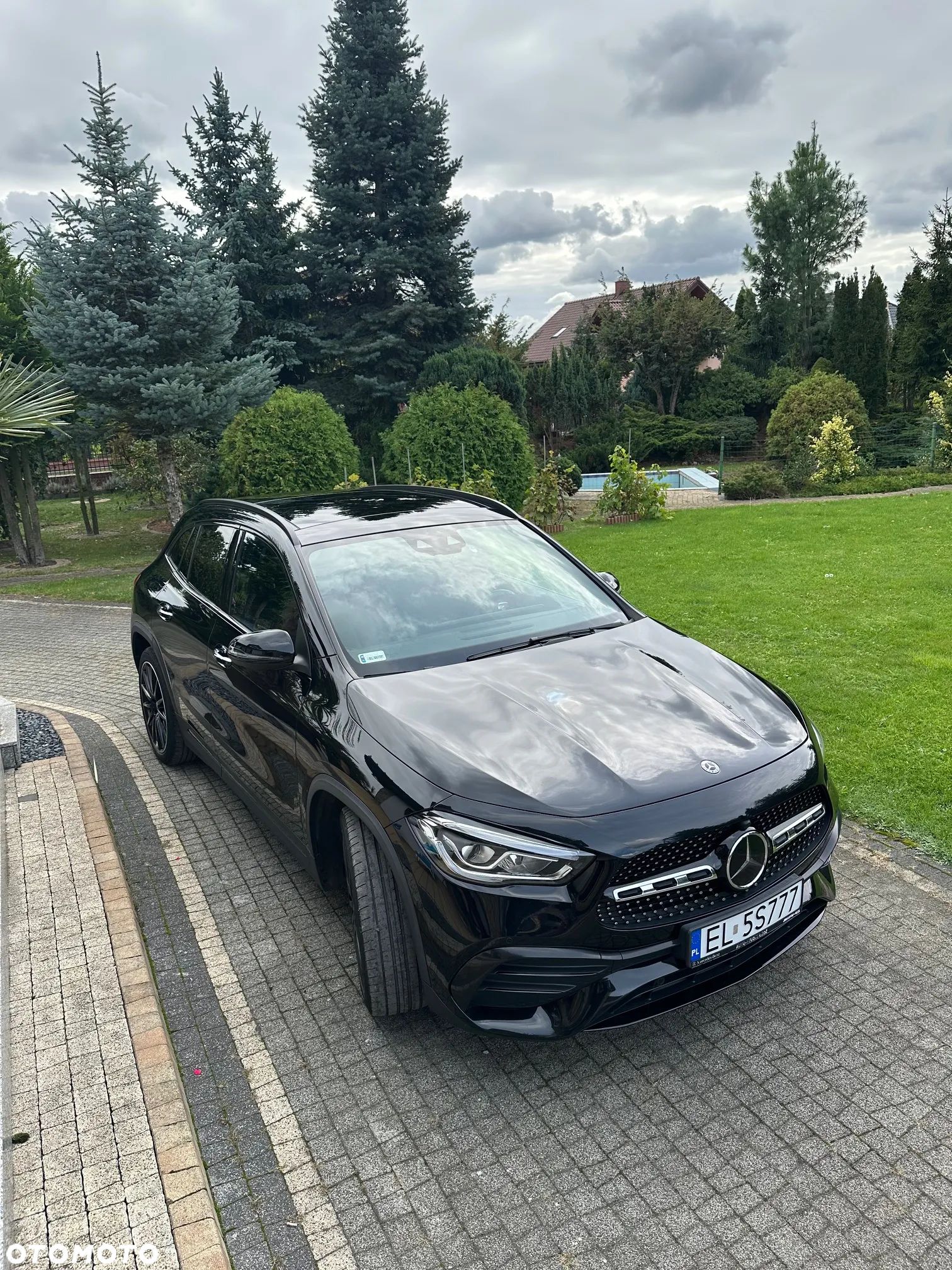 Mercedes-Benz GLA 200 d 4-Matic AMG Line - 1