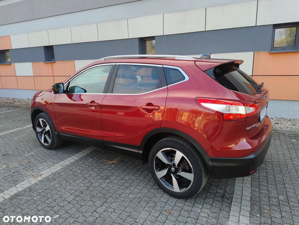 Nissan Qashqai 1.2 DIG-T TEKNA+ - 4