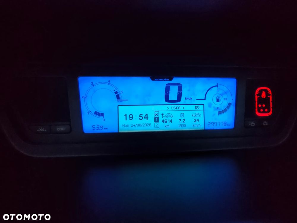 Citroën C4 Picasso - 9