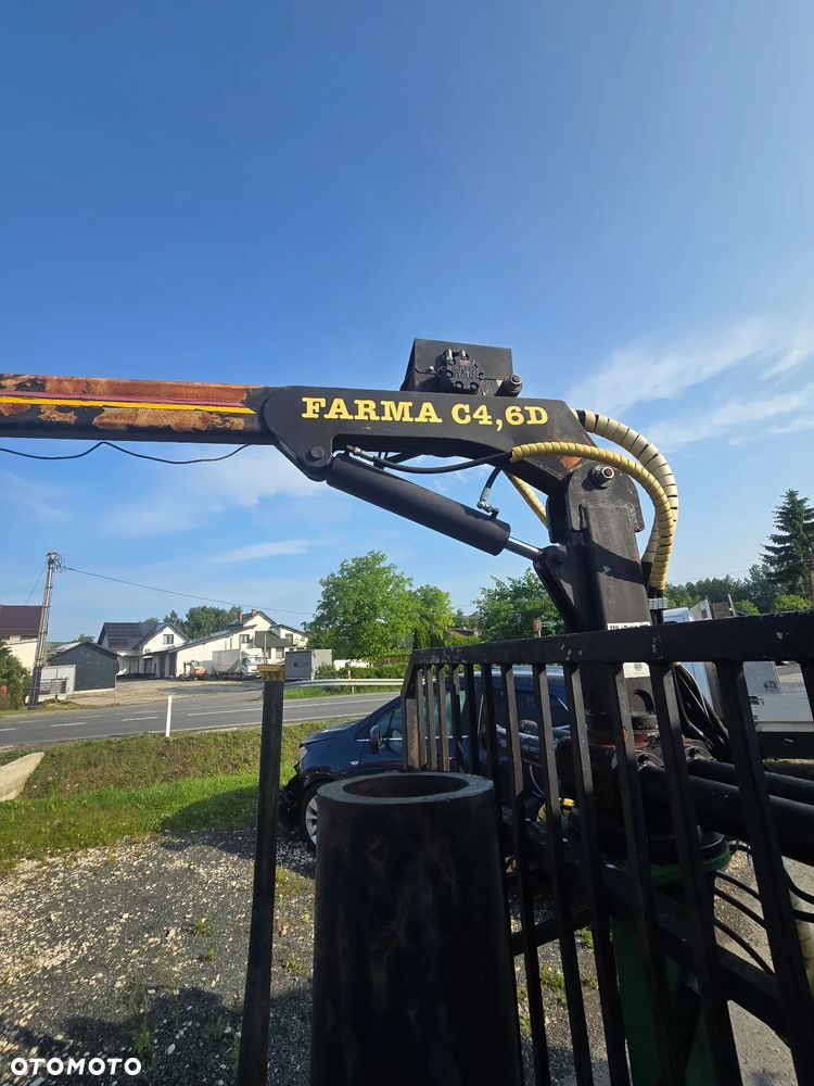 Inny Farma T6 z dzwigiem - 4