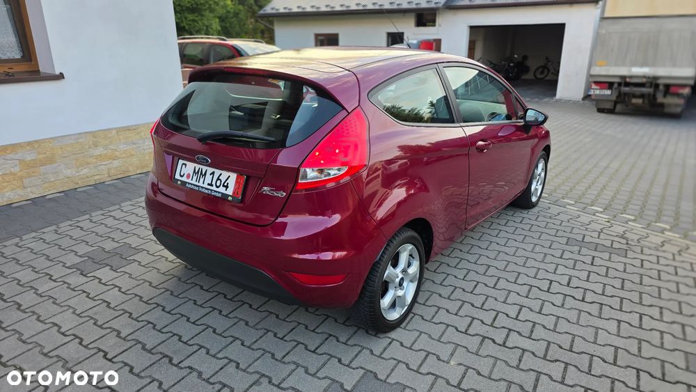 Ford Fiesta 1.25 Celebration - 9