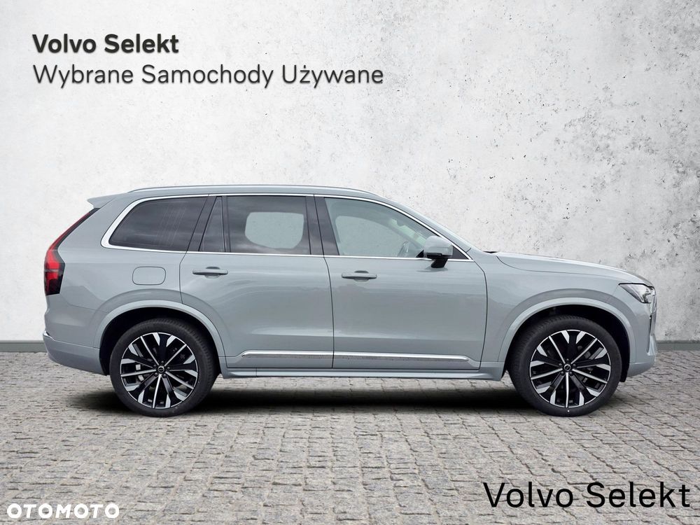 Volvo XC 90 - 9