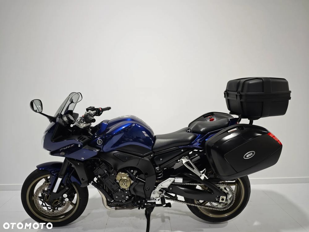 Yamaha FZ - 18