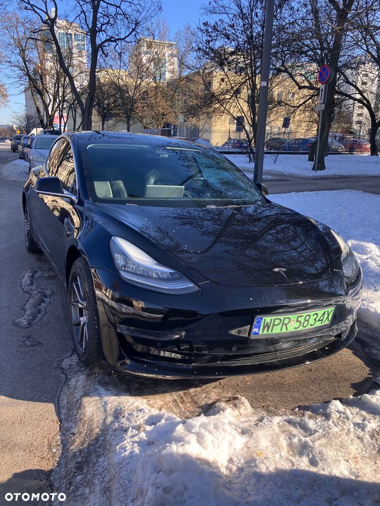 Tesla Model 3 Standard Reichweite Plus Hinterradantrieb - 1