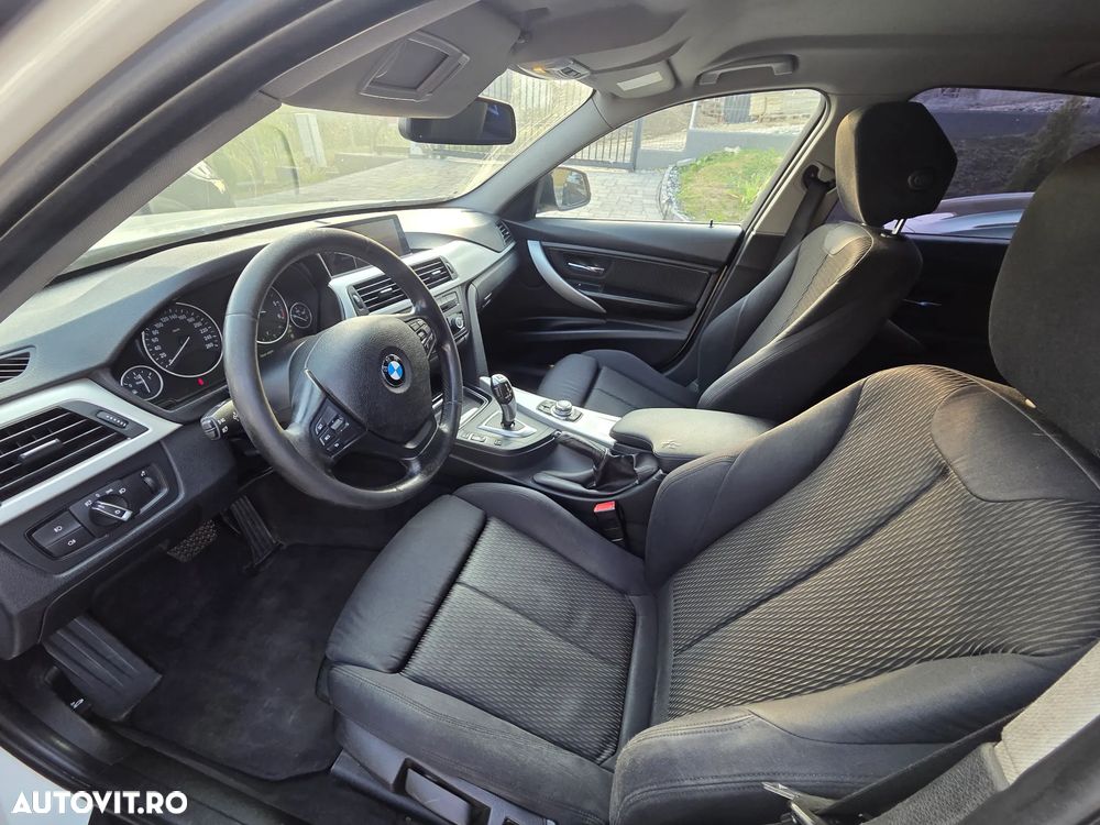 BMW Seria 3 - 12