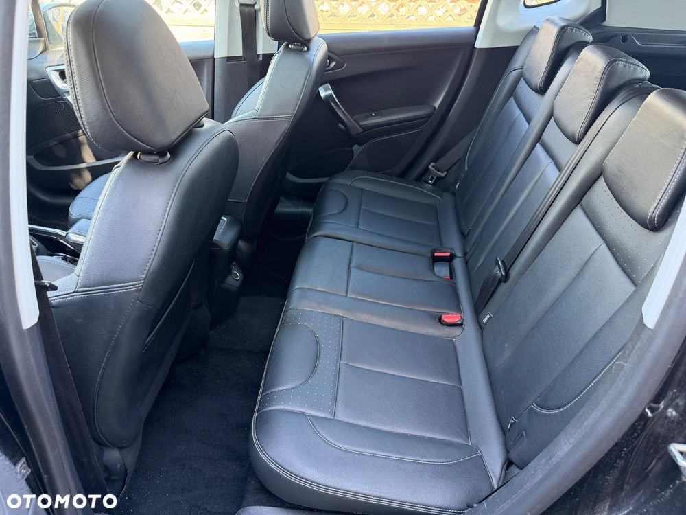 Peugeot 2008 e-HDi FAP 115 STOP & START Allure - 23