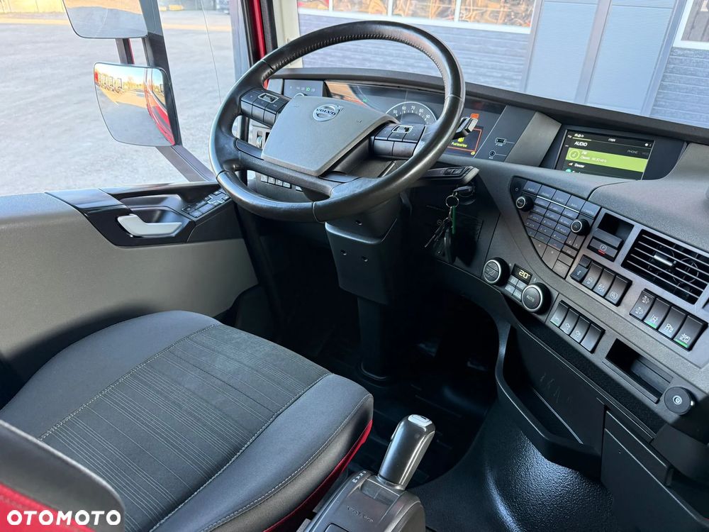 Volvo FH500 EURO 6/XENON/ON1350L/KLIMA.POSTOJOWA/SPROWADZONY DE/SERWIS/ - 31