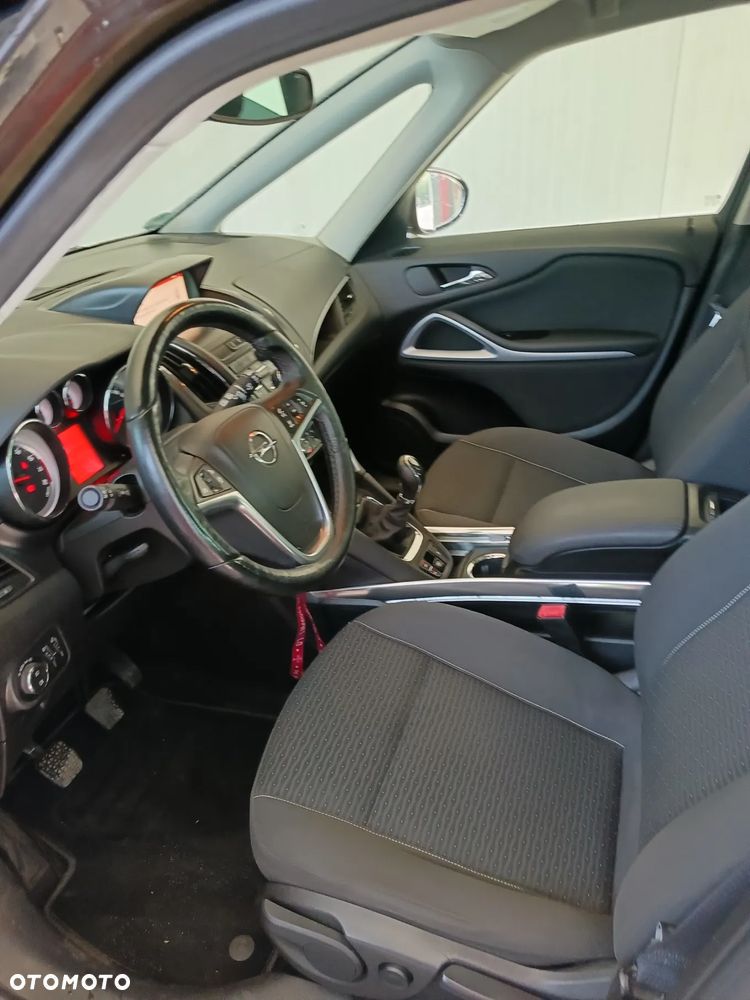 Opel Zafira 1.4 T Cosmo EcoFLEX S&S EU6 - 9
