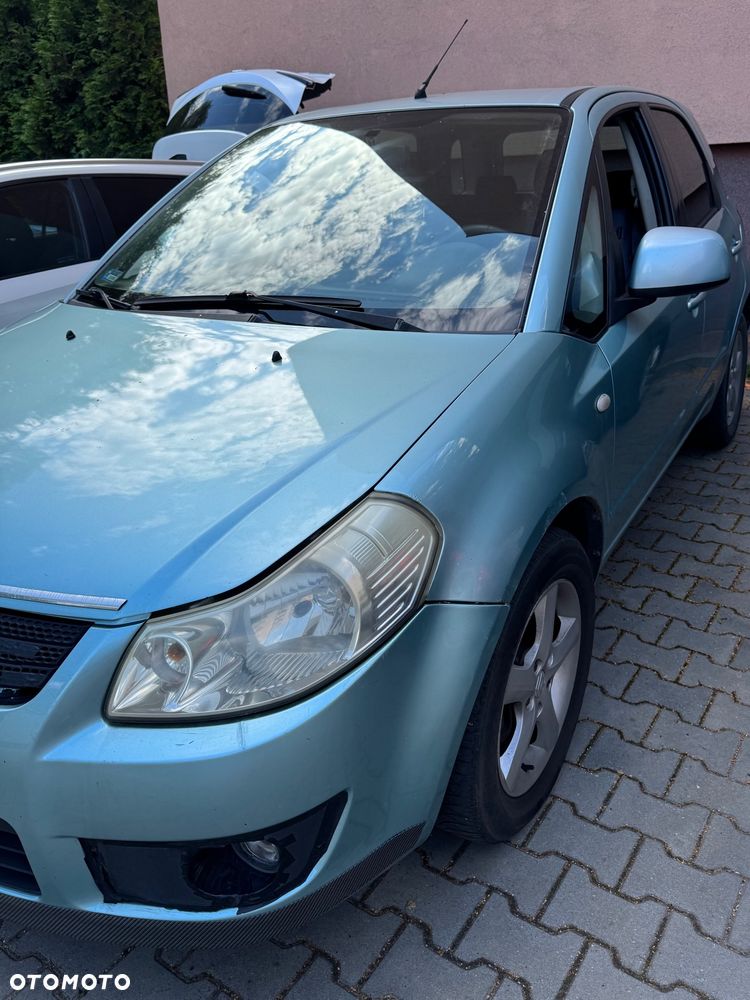 Suzuki SX4 - 2