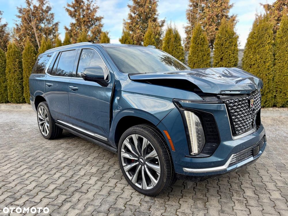 Cadillac Escalade - 7