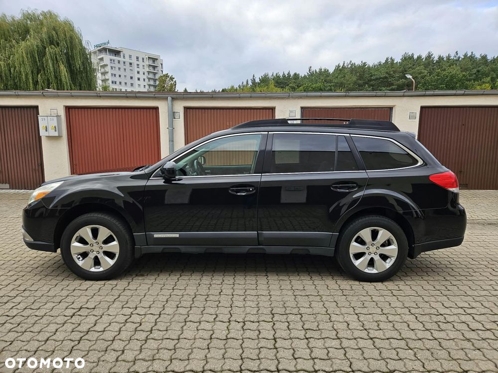 Subaru Outback - 38