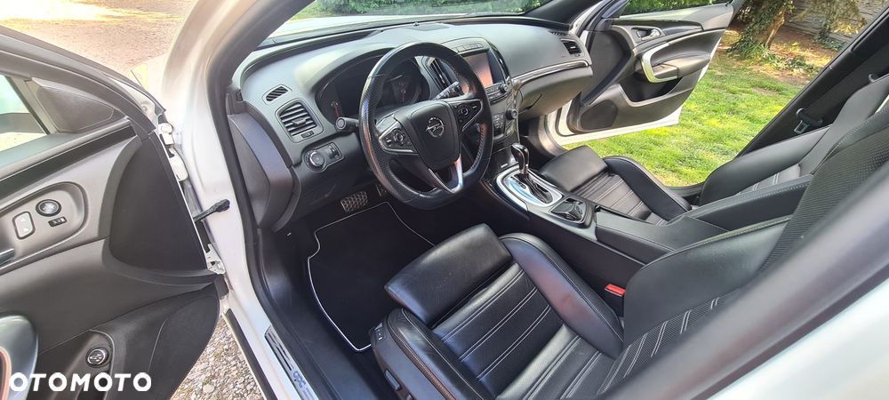 Opel Insignia 2.8 T V6 OPC EU6 - 11