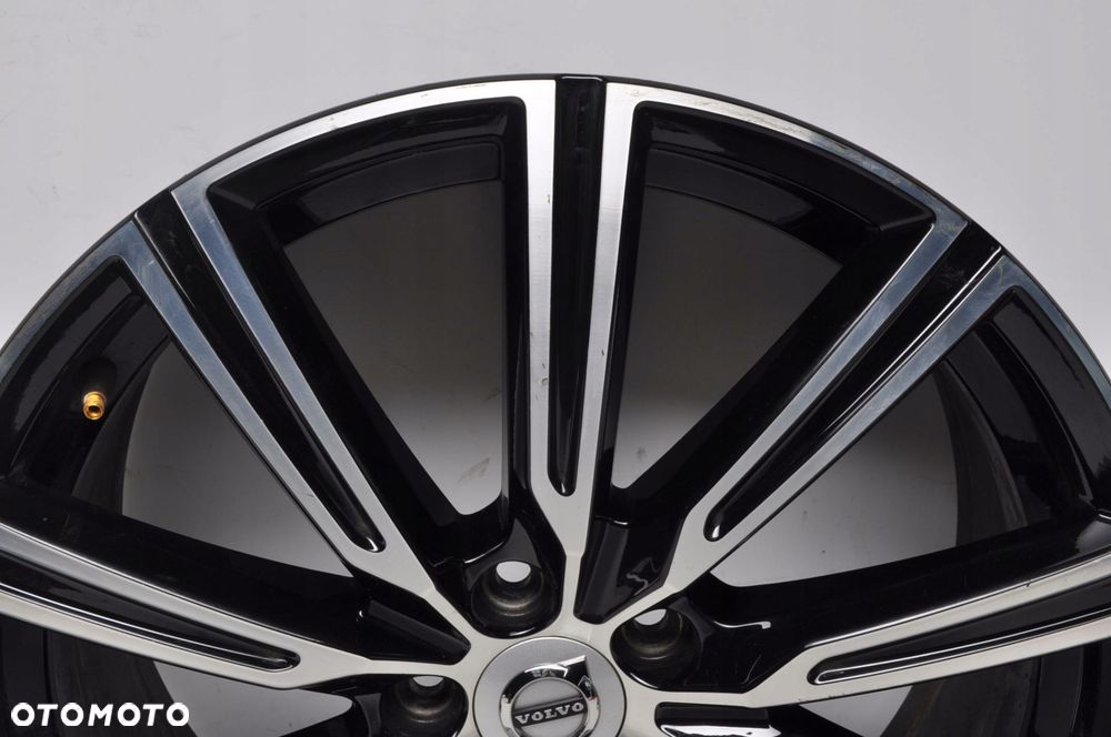 VOLVO XC60 II FELGA ALUMINIOWA 31423852 7,5x19 ET50,5 5X108 - 7