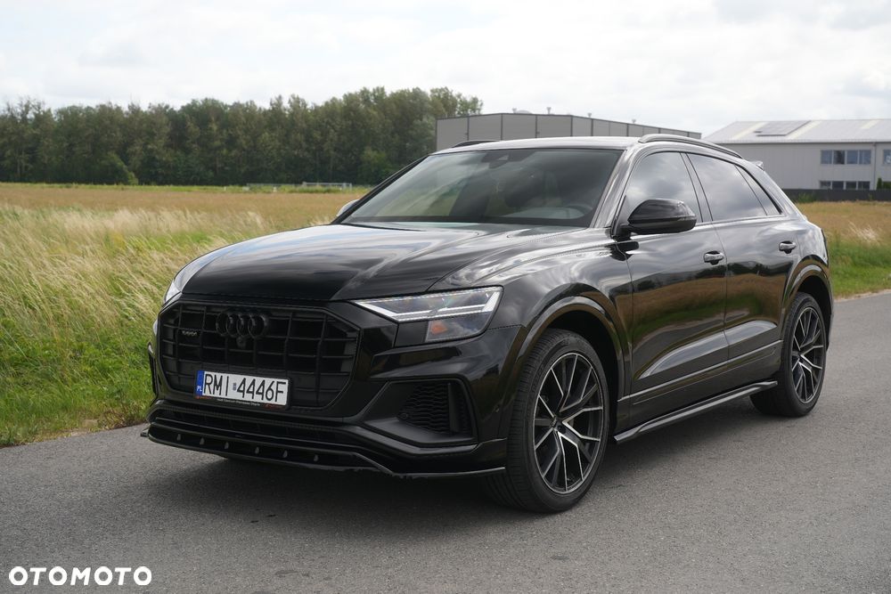 Audi Q8 55 TFSI mHEV Quattro Tiptronic - 1