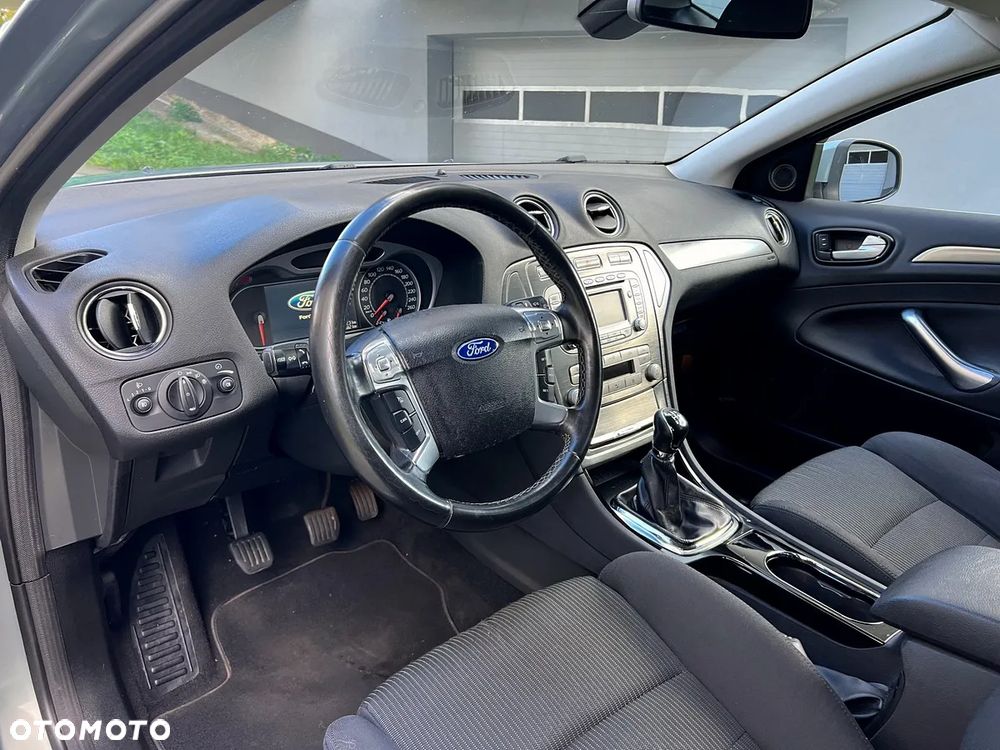 Ford Mondeo 2.0 Trend X - 8