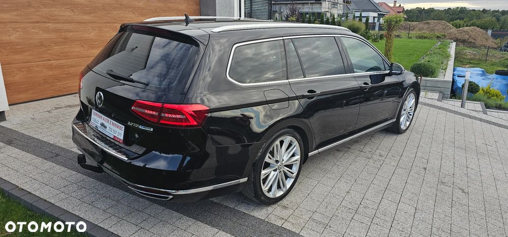Volkswagen Passat Variant 2.0 TDI DSG (BlueMotion Technology) Highline - 32