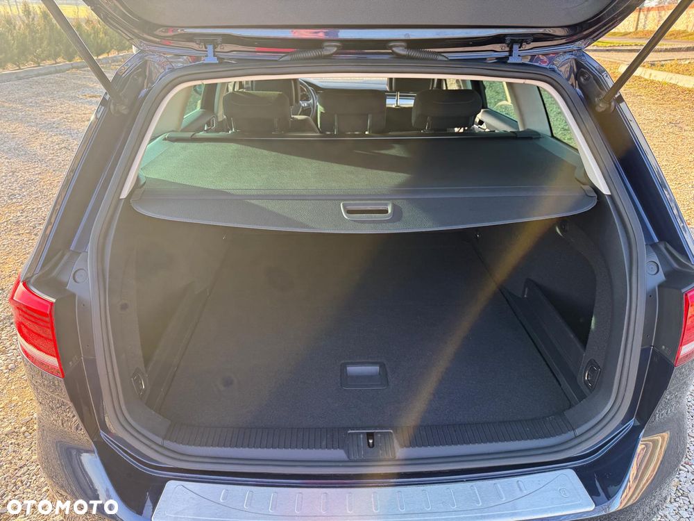 Volkswagen Passat 1.4 TSI BMT ACT Comfortline - 15