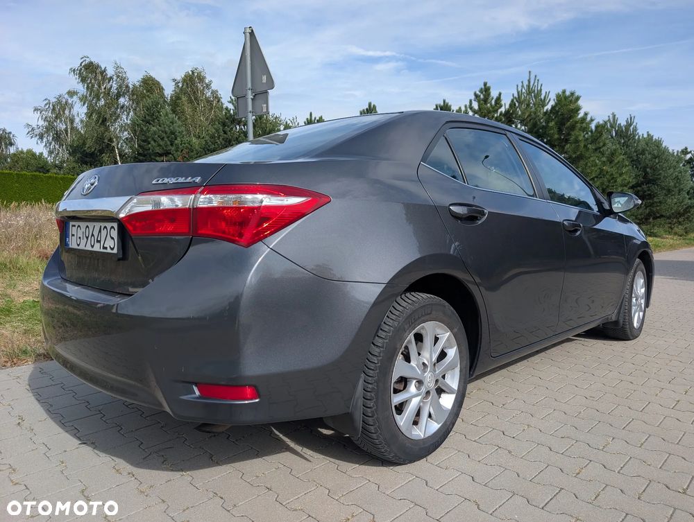 Toyota Corolla 1.6 Comfort - 10