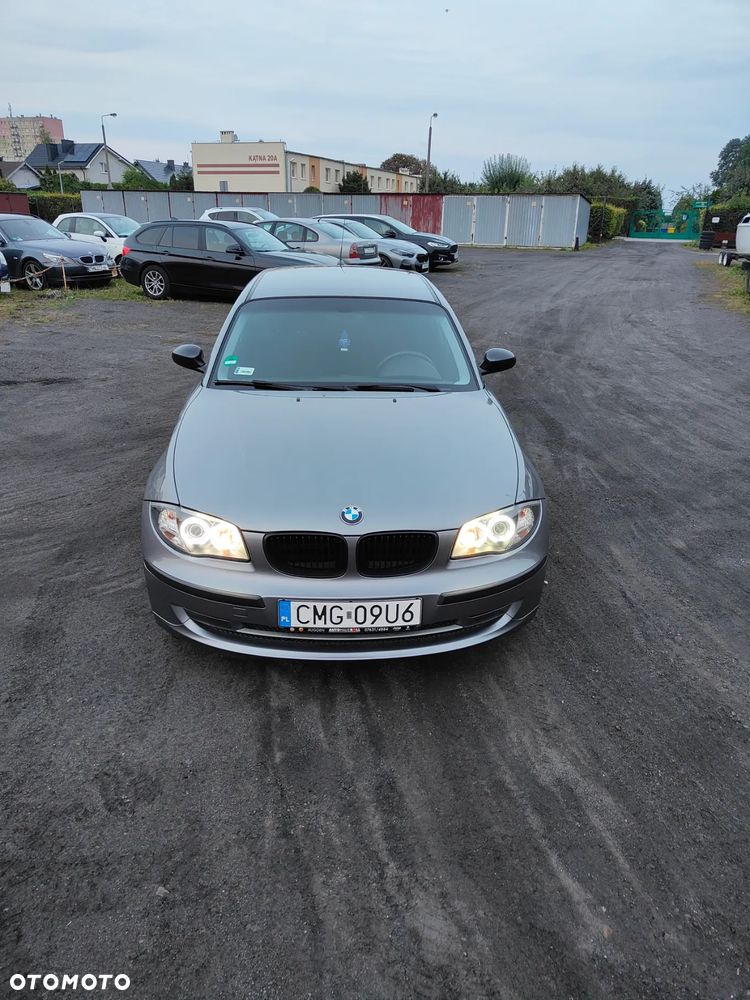 BMW Seria 1 116i - 17