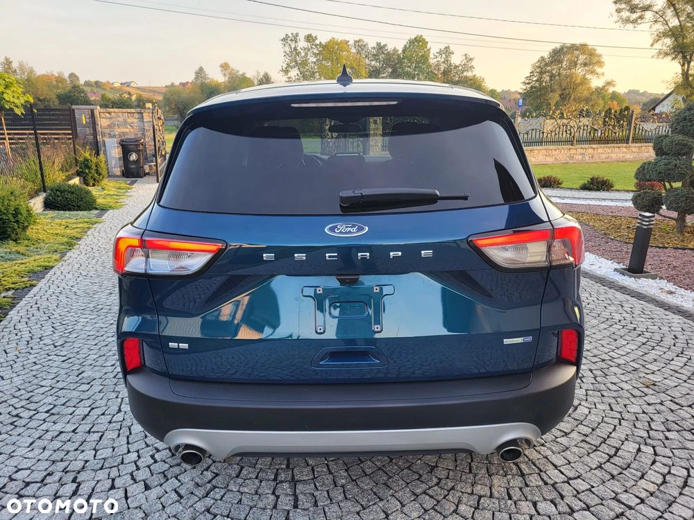 Ford Kuga - 30