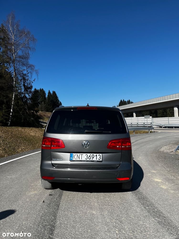Volkswagen Touran 2.0 TDI DPF Highline - 3