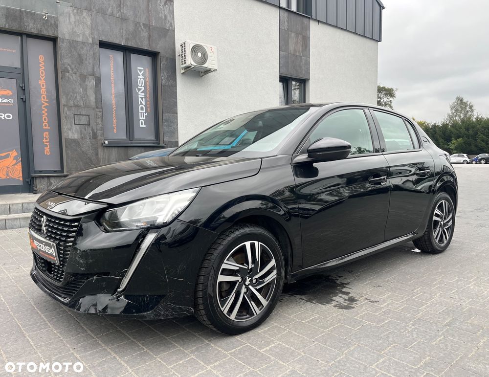 Peugeot 208 - 3