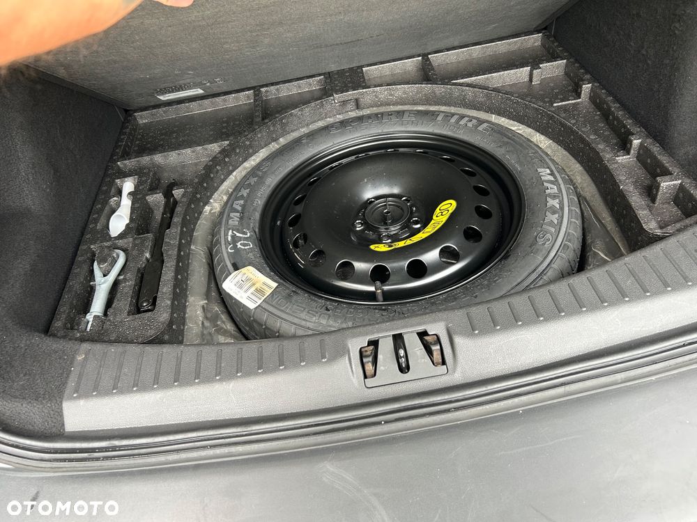 Ford Kuga 1.5 EcoBoost 2x4 Titanium - 40