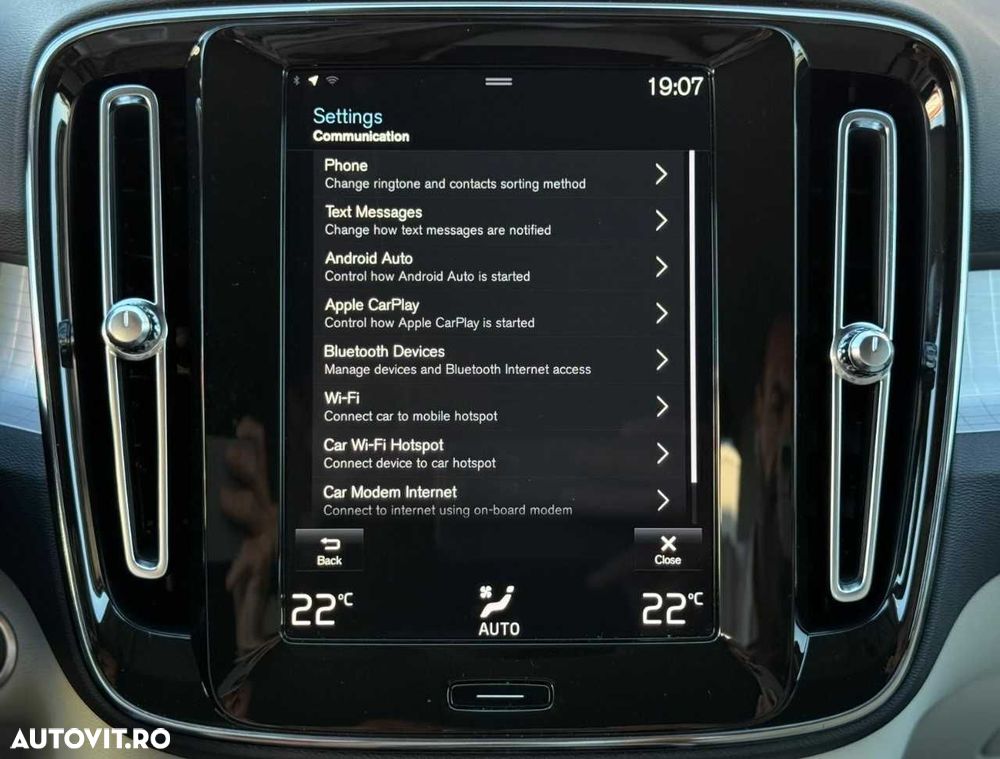 Volvo XC 40 - 40