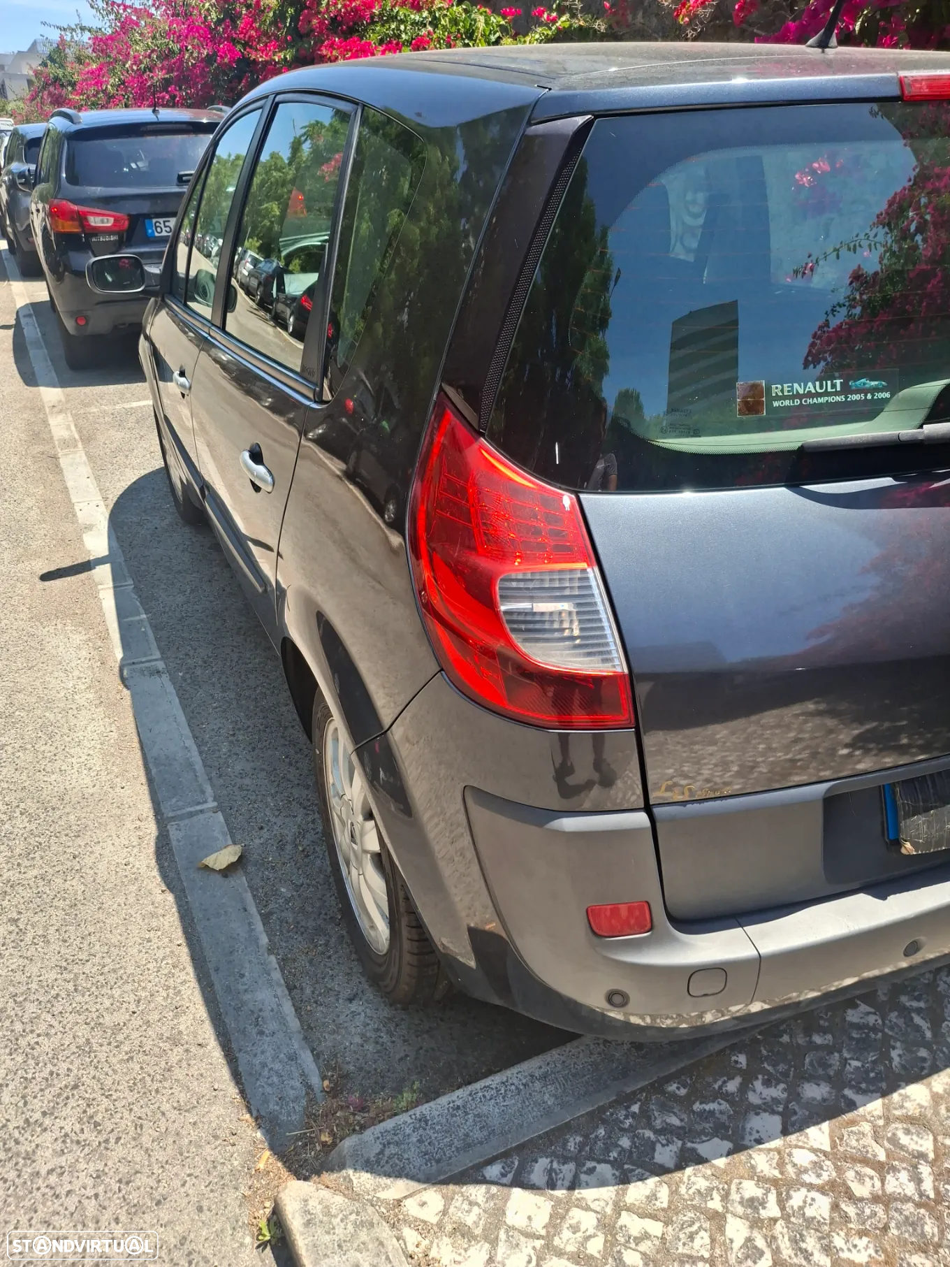Renault Scénic 1.5 dCi Dynamique S - 6