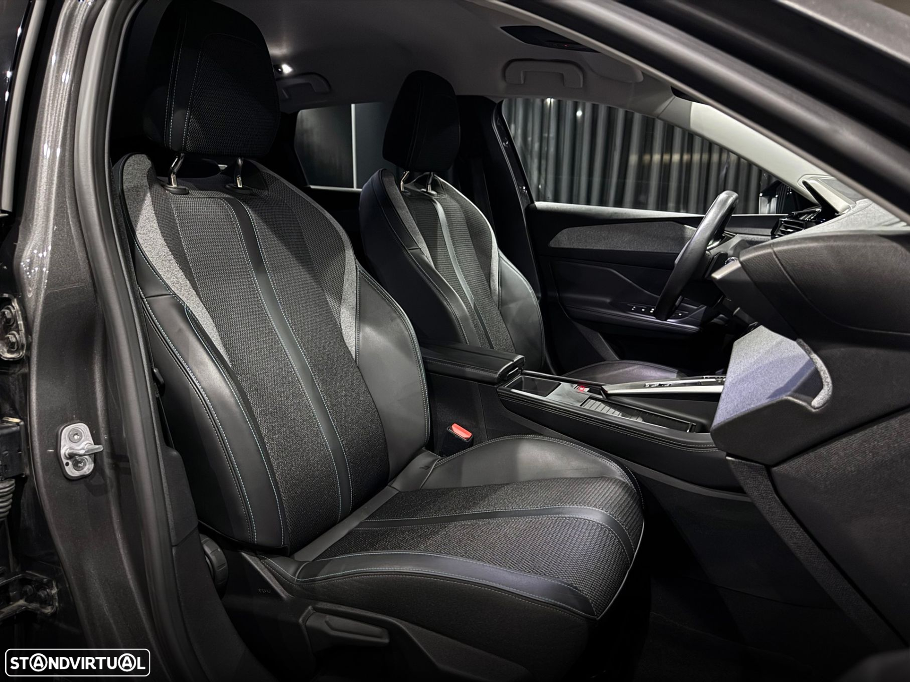 Peugeot 308 SW 1.5 BlueHDi Allure Pack EAT8 - 34
