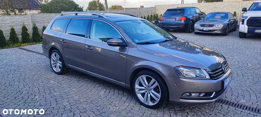 Volkswagen Passat Variant 2.0 TSI DSG Highline - 9
