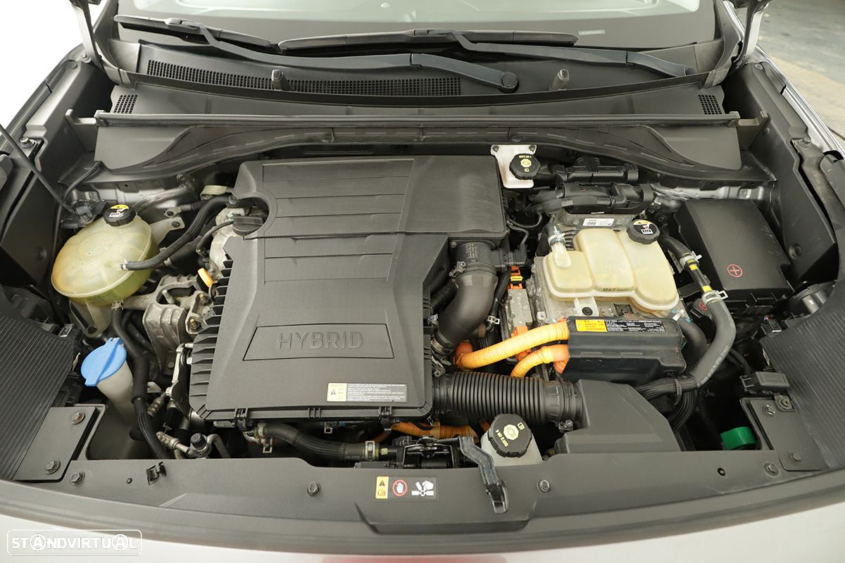 Kia Niro 1.6 GDi HEV - 24